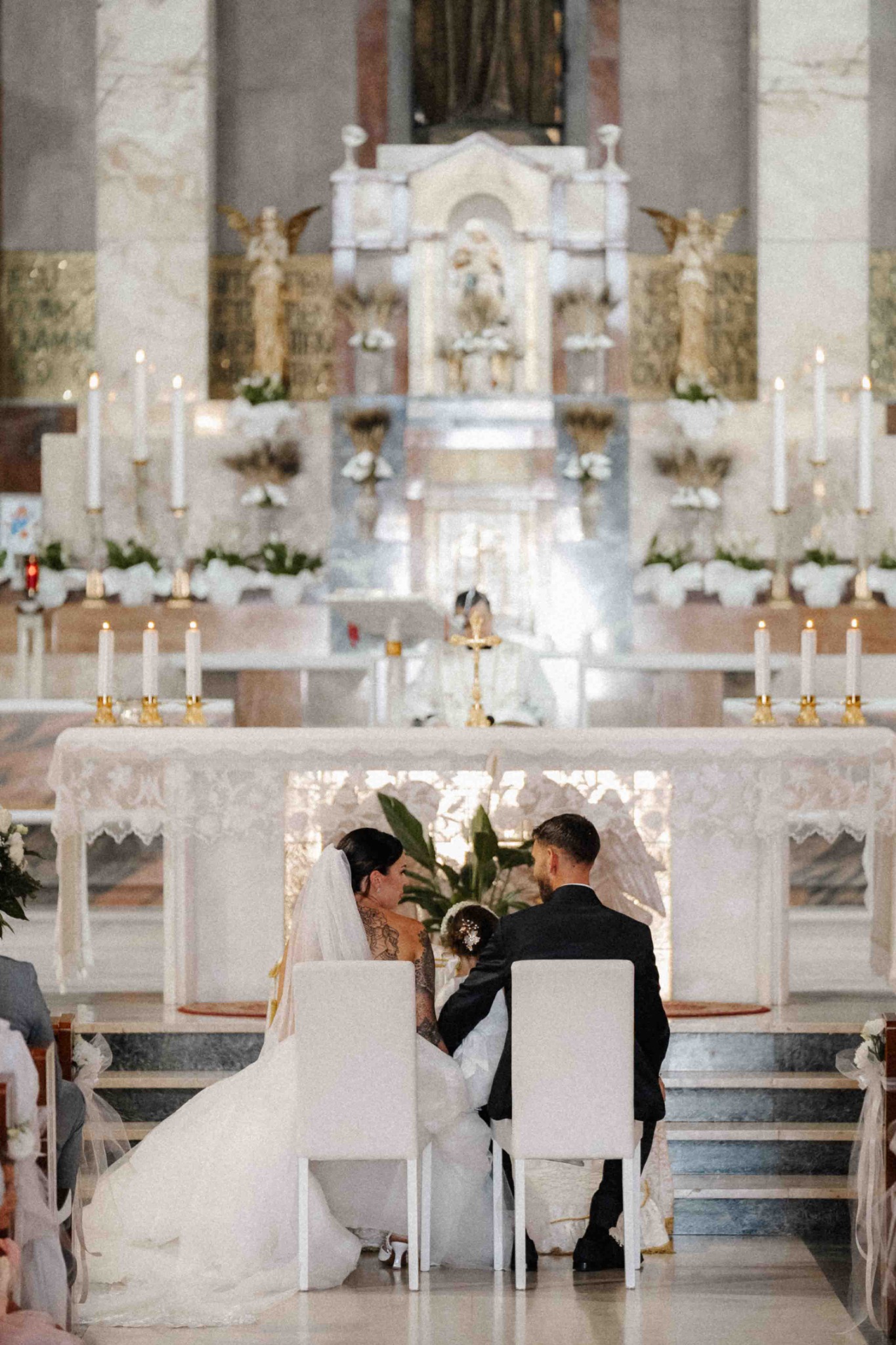 Gli sposi all’altare